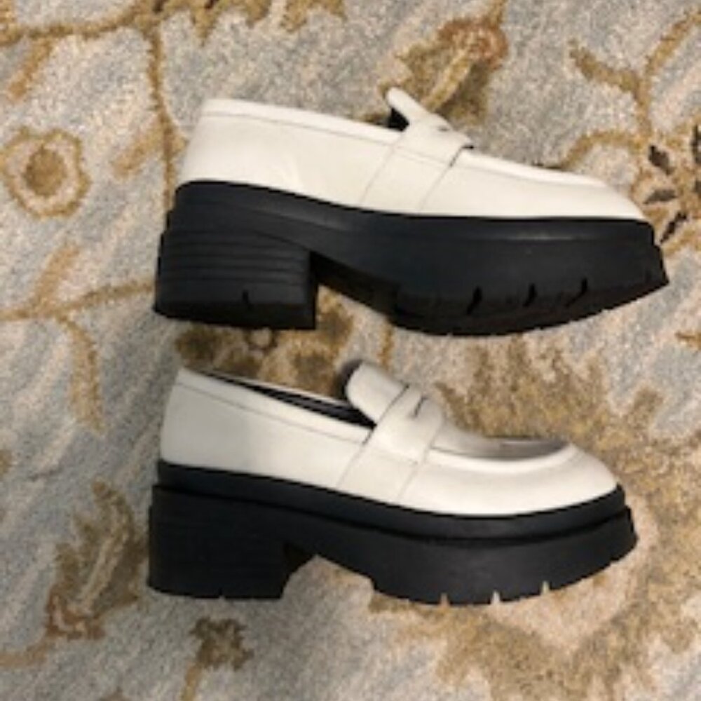 Tosca Blu Leather Loafers